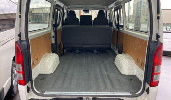 Toyota Hiace Van 2020 full