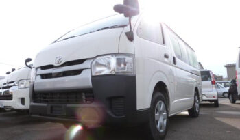 Toyota Hiace Van 2020 full