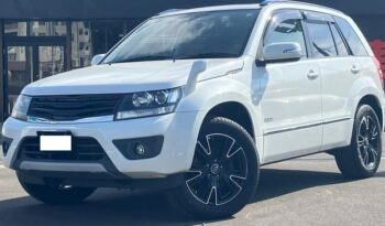 Suzuki Escudo (Reserved) full