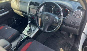 Suzuki Escudo (Reserved) full