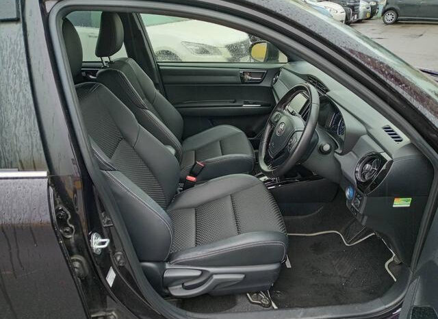 Toyota Corolla Fielder (Reserved) full