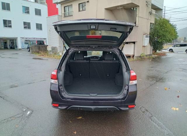 Toyota Corolla Fielder (Reserved) full