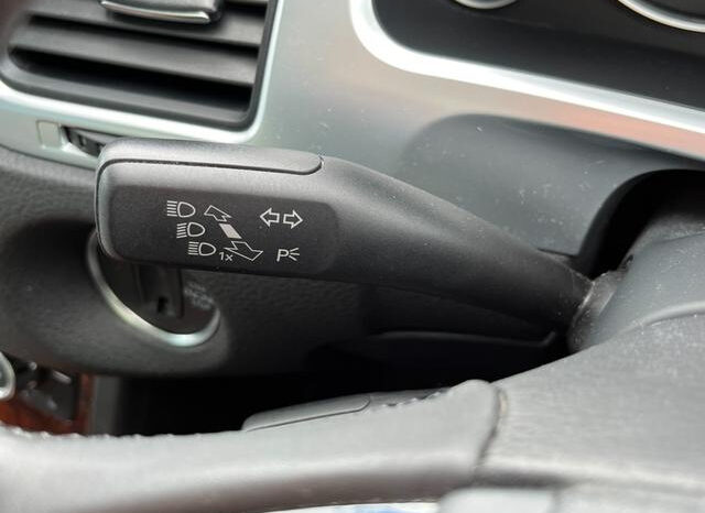 Volkswagen Touareg (Reserved) full