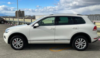 Volkswagen Touareg (Reserved) full