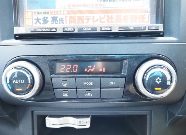 Mitsubishi Pajero (Reserved) full
