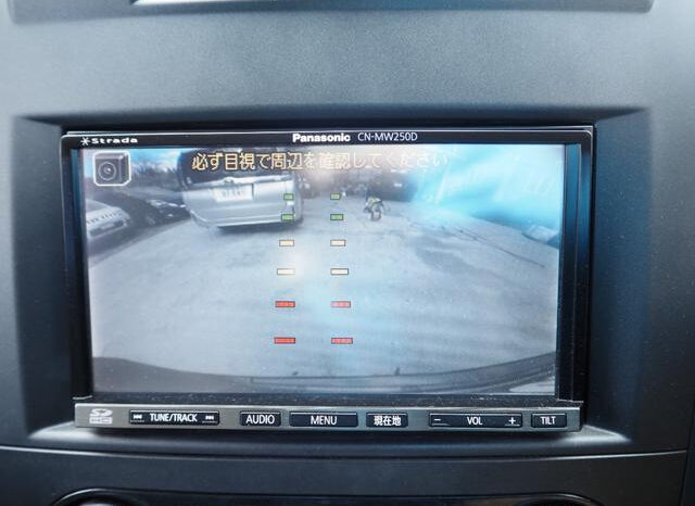 Mitsubishi Pajero (Reserved) full