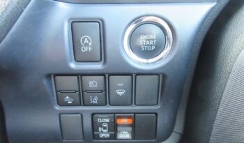 Toyota Voxy (ZS) full