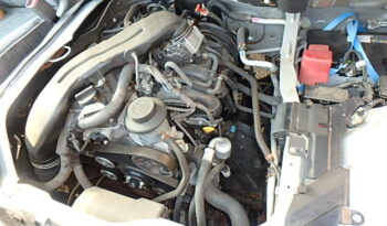 Toyota Hiace Commuter full
