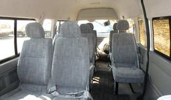 Toyota Hiace Commuter full