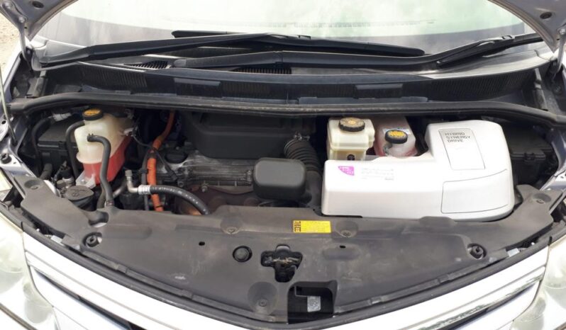 Toyota Estima full