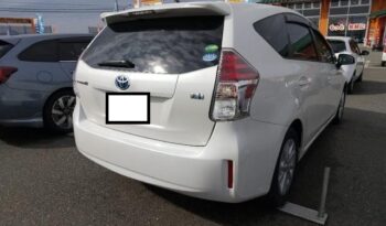 Toyota Prius Alpha full