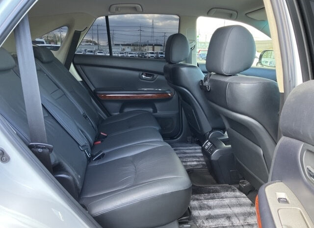 Toyota Harrier (Reserved) full