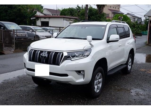 Toyota Land-cruiser Prado full