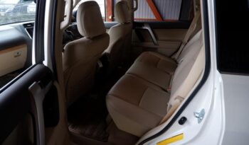 Toyota Land-cruiser Prado full