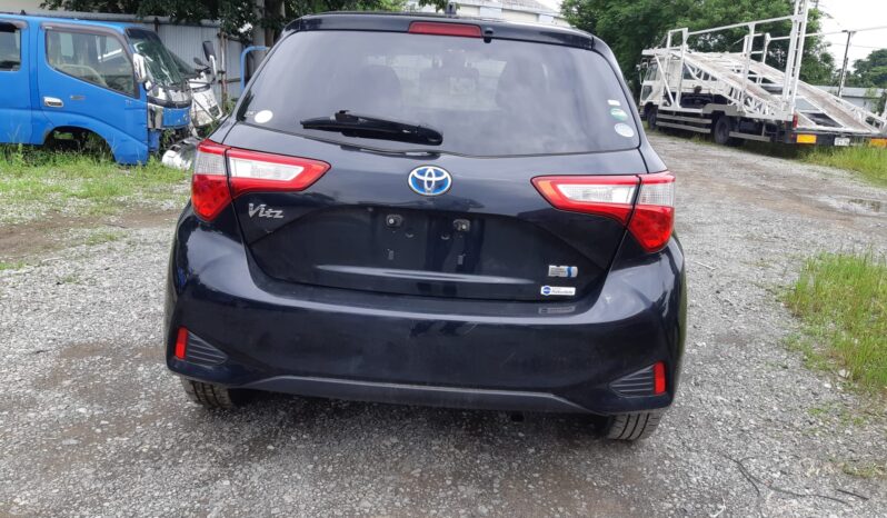 Toyot Vitz full