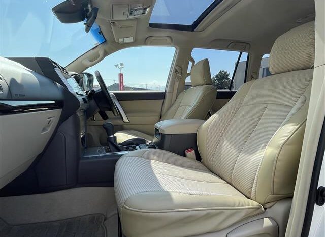 Toyota Land-cruiser Prado full