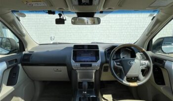 Toyota Land-cruiser Prado full