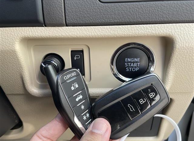 Toyota Land-cruiser Prado full