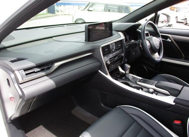 Lexus RX F Sports full