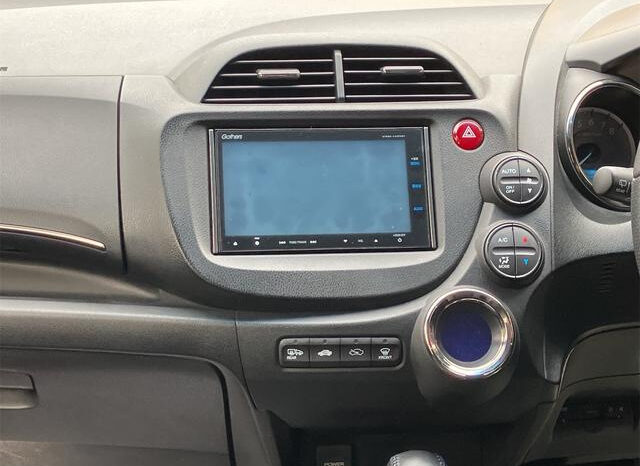 Honda Fit Shuttle 2015 full