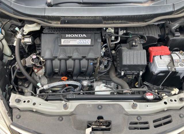 Honda Fit Shuttle 2015 full