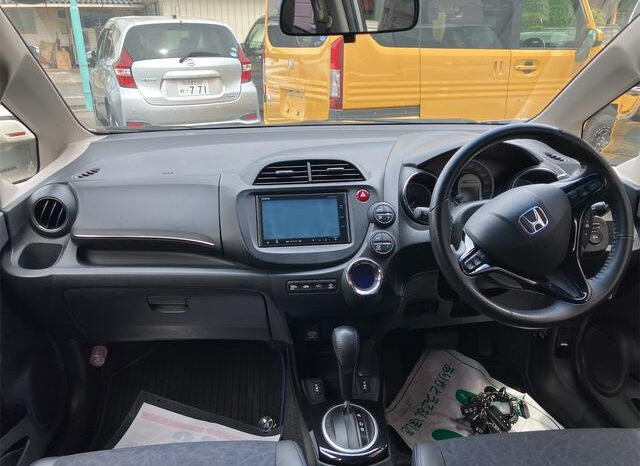 Honda Fit Shuttle 2015 full