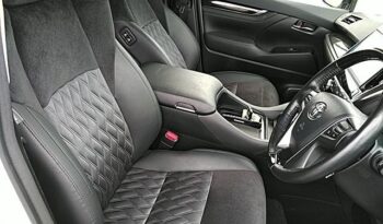 Toyota Alphard full