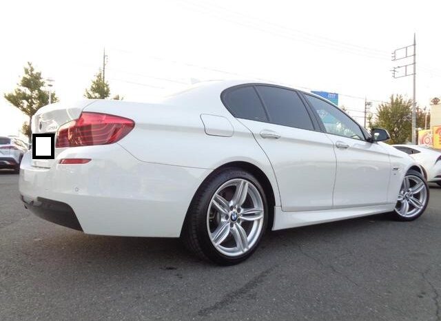 BMW (5 Series) 523i full