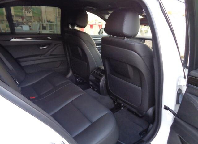 BMW (5 Series) 523i full