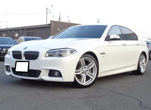 BMW (5 Series) 523i full