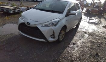 Toyota Vitz full