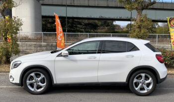 Mercedes Benz GLA Class full