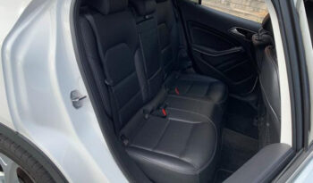 Mercedes Benz GLA Class full
