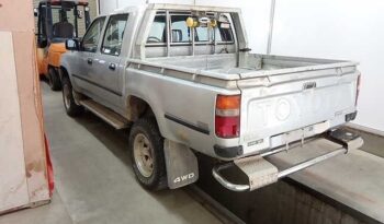 Toyota Hilux full