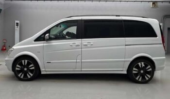 Mercedes Benz V350  (Reserved) full
