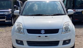 Suzuki Swift (Reserved) full