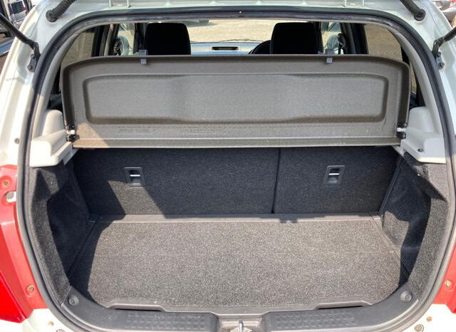 Suzuki Swift (Reserved) full