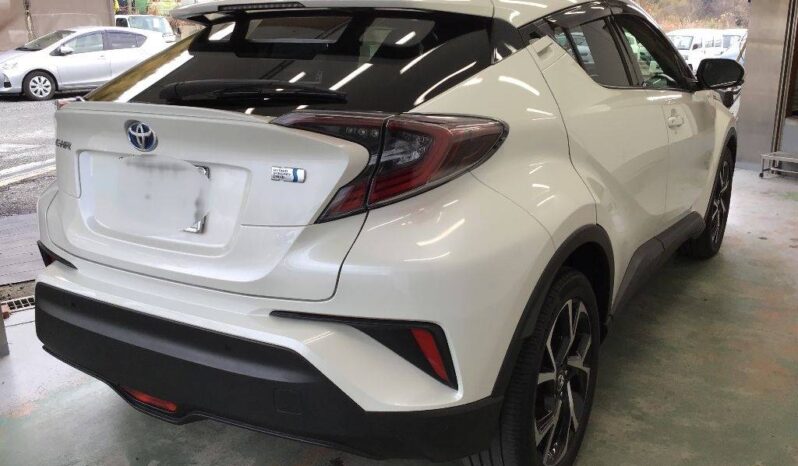 Toyota C-HR (Reserved) full