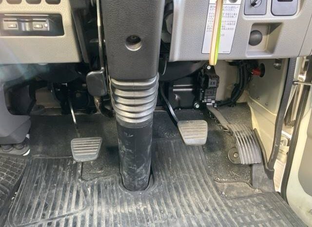 Mitsubishi Canter Box Body (Reserved) full