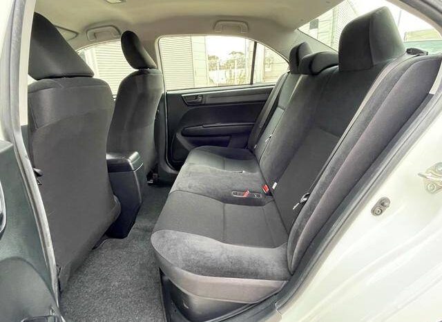 Toyota Corolla Axio (Reserved) full