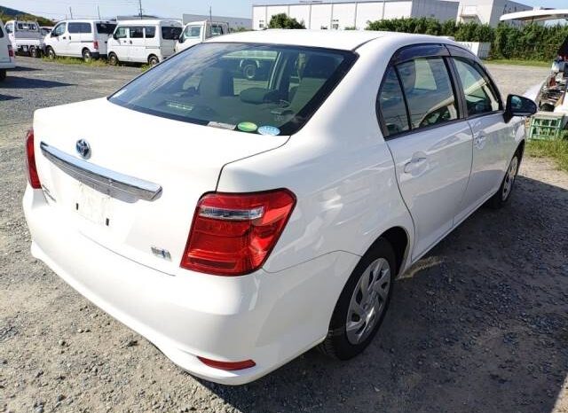 Toyota Corolla Axio (Reserved) full