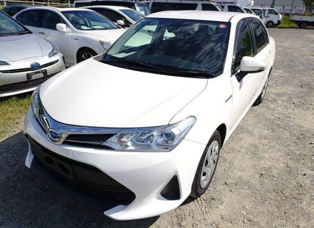 Toyota Corolla Axio (Reserved) full