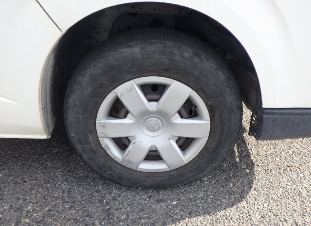 Toyota Hiace Van full