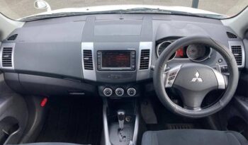 Mitsubishi Outlander full