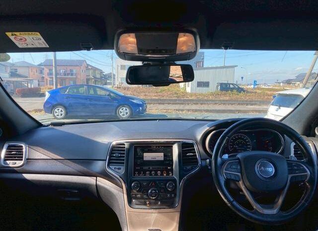 Chrysler Jeep Grand Cherokee (Reserved) full