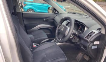 Mitsubishi Outlander full