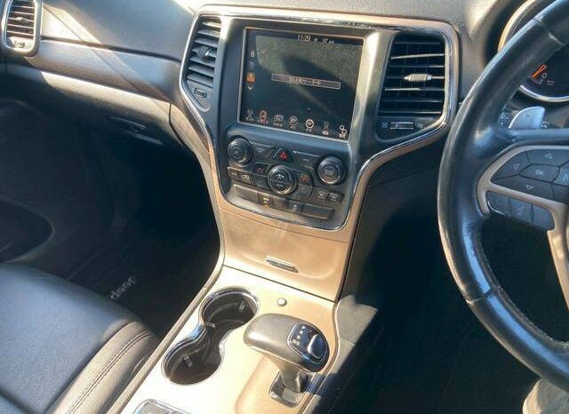 Chrysler Jeep Grand Cherokee (Reserved) full
