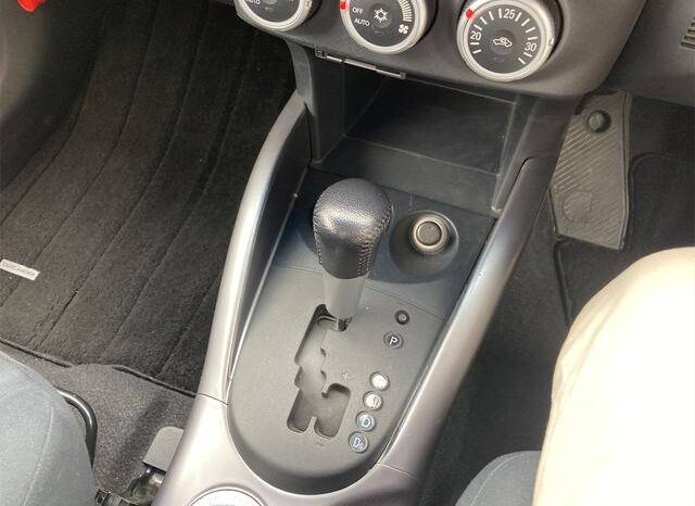 Mitsubishi Outlander full