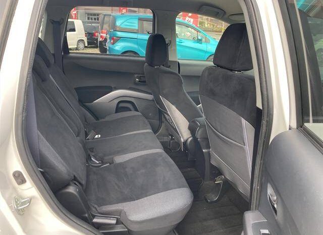 Mitsubishi Outlander full