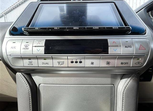 Toyota LC Prado 2019 TXL (Reserved) full